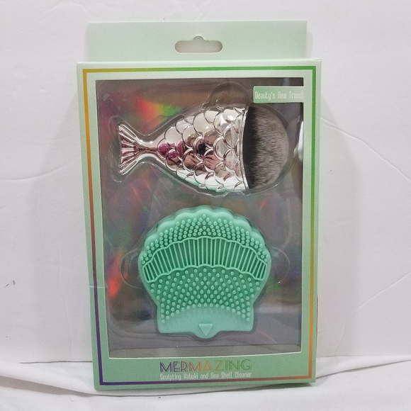 Mermaid Tail Sculpting Brush and Cleaner Teal NEW - Picture 1 of 3
